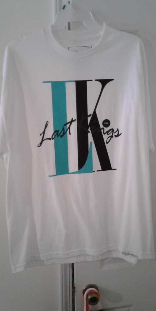 Tee shirt